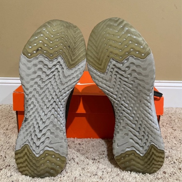 Nike epic react flyknit - Picture 5 of 6